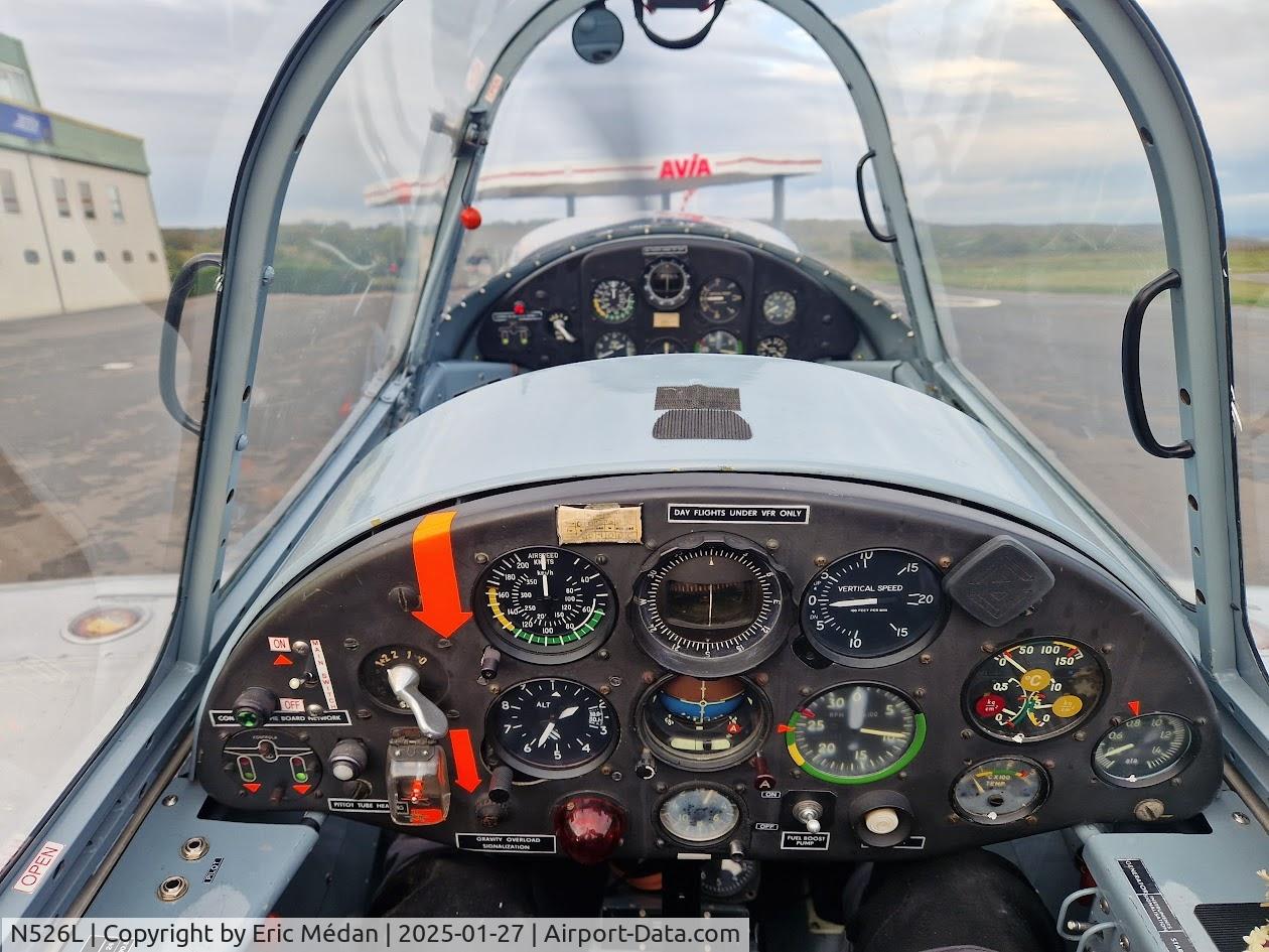 N526L, 1971 Zlin Z-526L Trener Master C/N 1158, Inside 