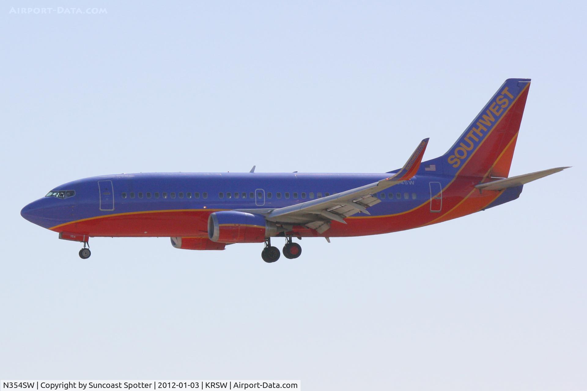 N354SW, 1991 Boeing 737-3H4 C/N 25219, Southwest Flight 1047 on approach to Runway 6 at Southwest Florida International Airport following a flight from Orlando International Airport