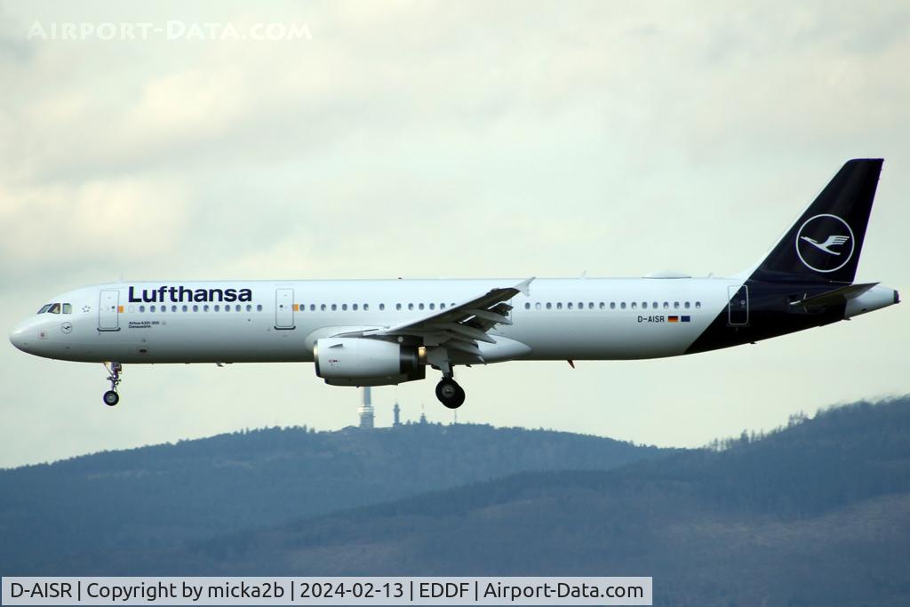 D-AISR, 2009 Airbus A321-231 C/N 3987, Landing