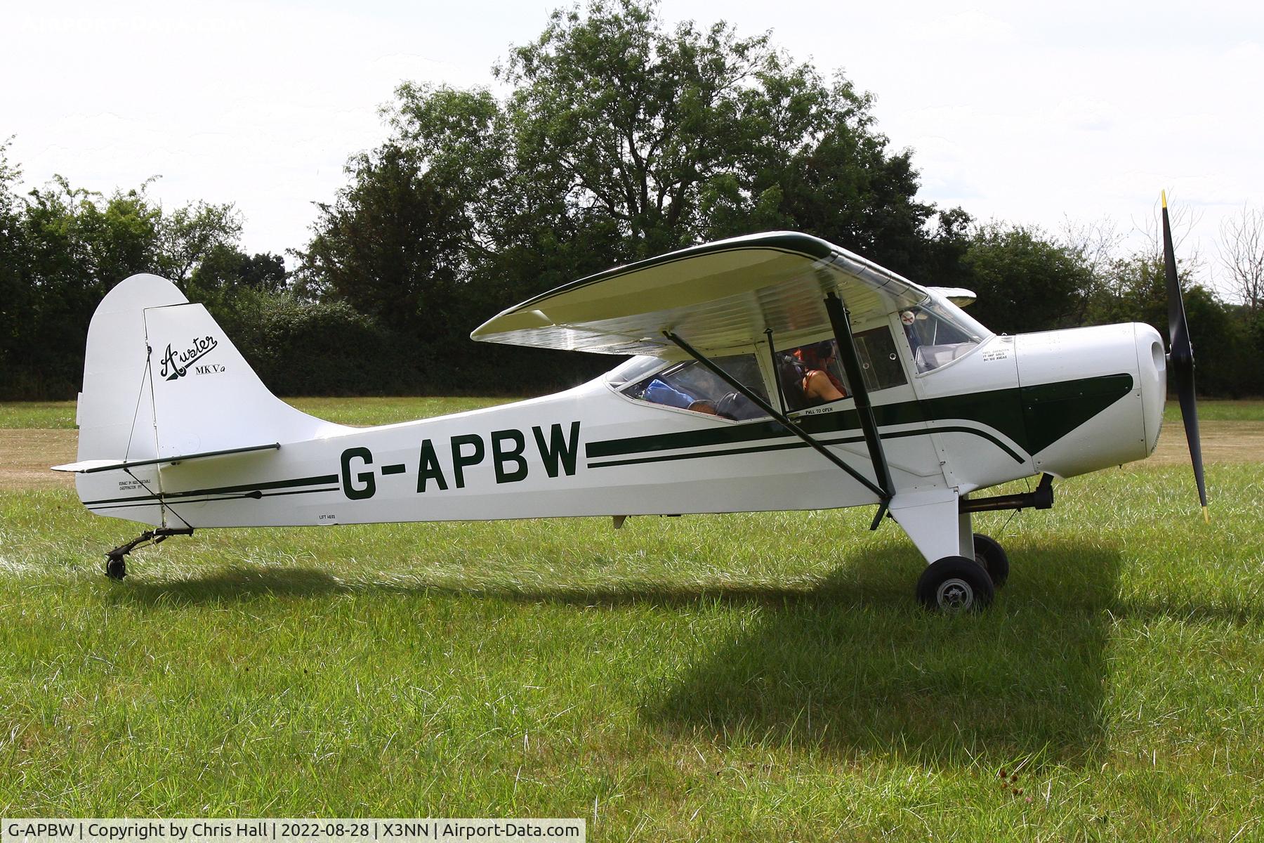 G-APBW, 1957 Auster 5A C/N 3405, Stoke Golding Stakeout 2022
