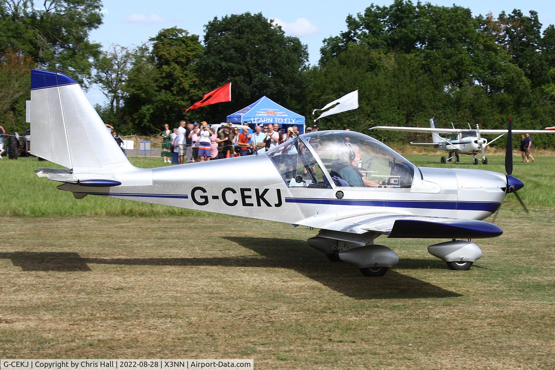 G-CEKJ, 2007 Aerotechnik EV-97 Eurostar C/N PFA 315A-14584, Stoke Golding Stakeout 2022