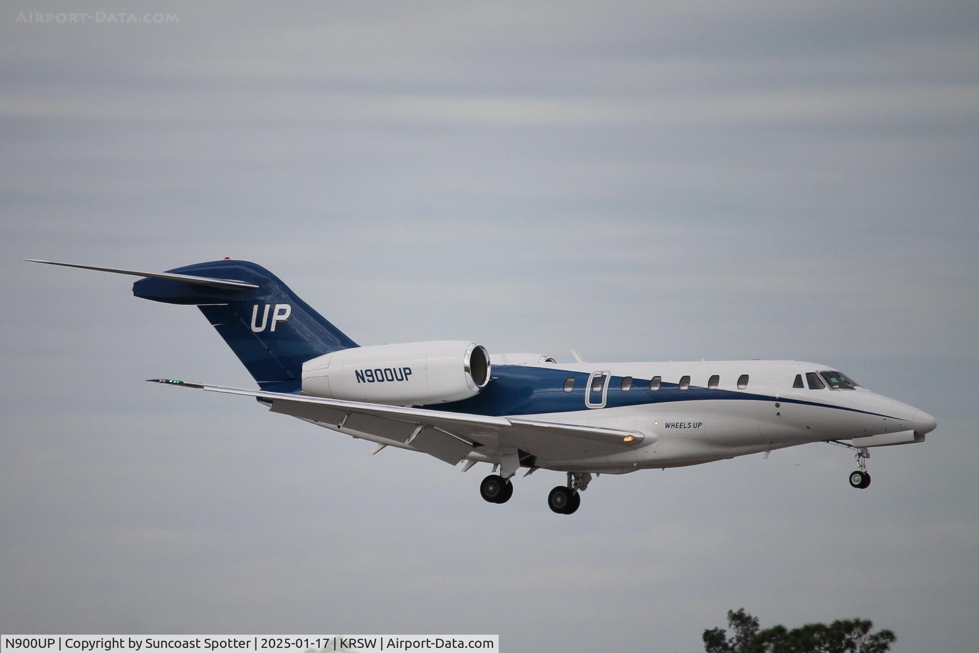 N900UP, 2000 Cessna 750 Citation X Citation X C/N 750-0113, Wheels Up Flight 900 arrives on Runway 6 at Southwest Florida International Airport following flight from Philadelphia International Airport