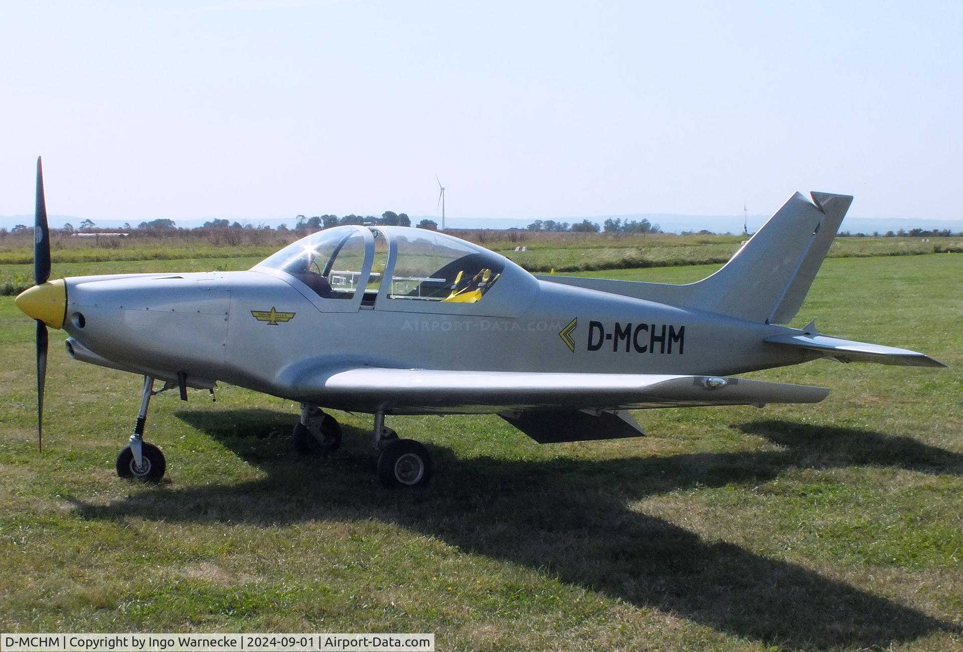 D-MCHM, Alpi Aviation Pioneer 300 C/N not found_D-MCHM, Alpi Aviation Pioneer 300 at the 2024 Flugplatz-Wiesenfest airfield display at Weilerswist-Müggenhausen ultralight airfield