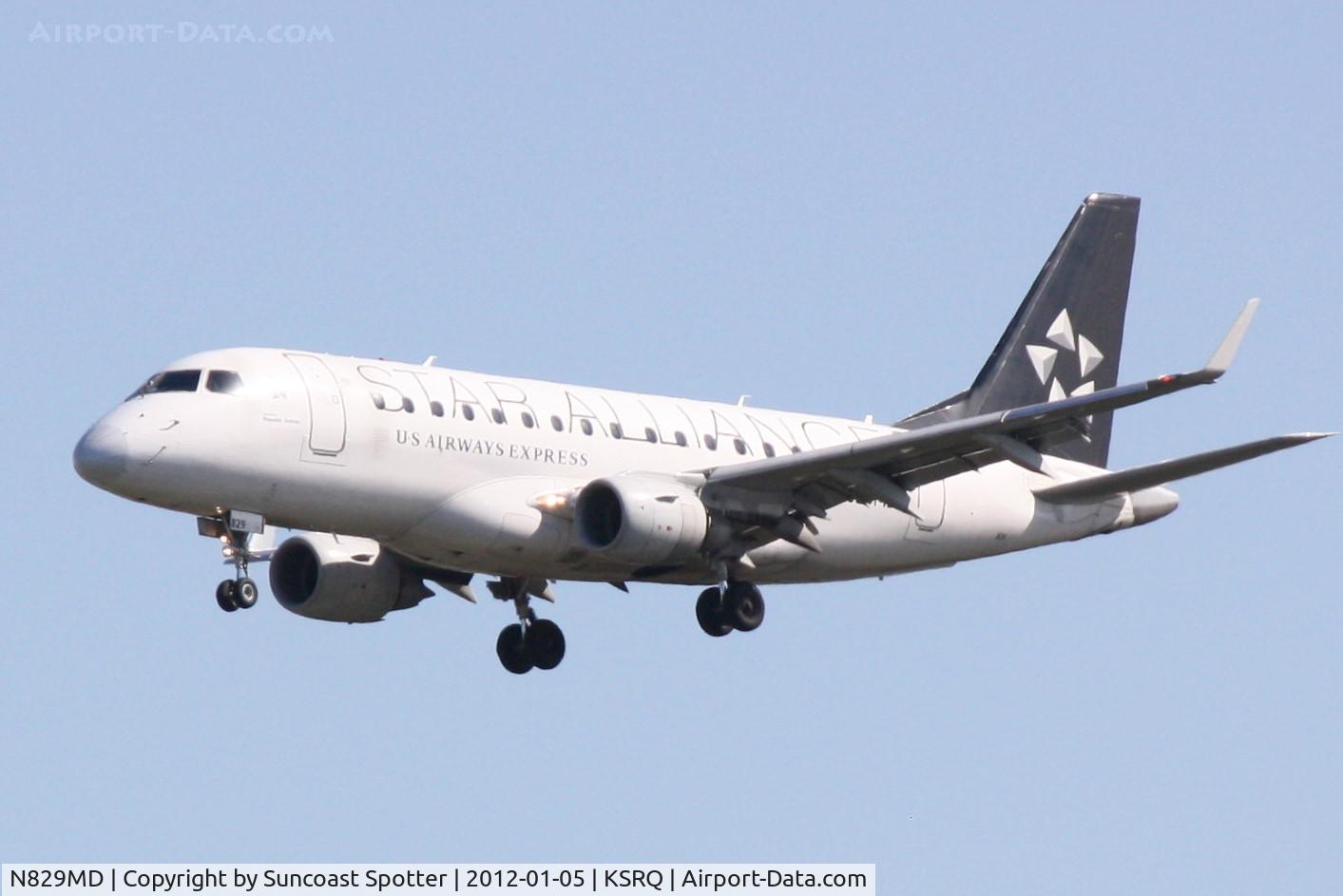 N829MD, 2005 Embraer 170SU (ERJ-170-100SU) C/N 17000049, Republic Airlines/US Airways Express Flight 3399 on approach to Runway 32 at Sarasota-Bradenton International Airport following a flight from Reagan National Airport