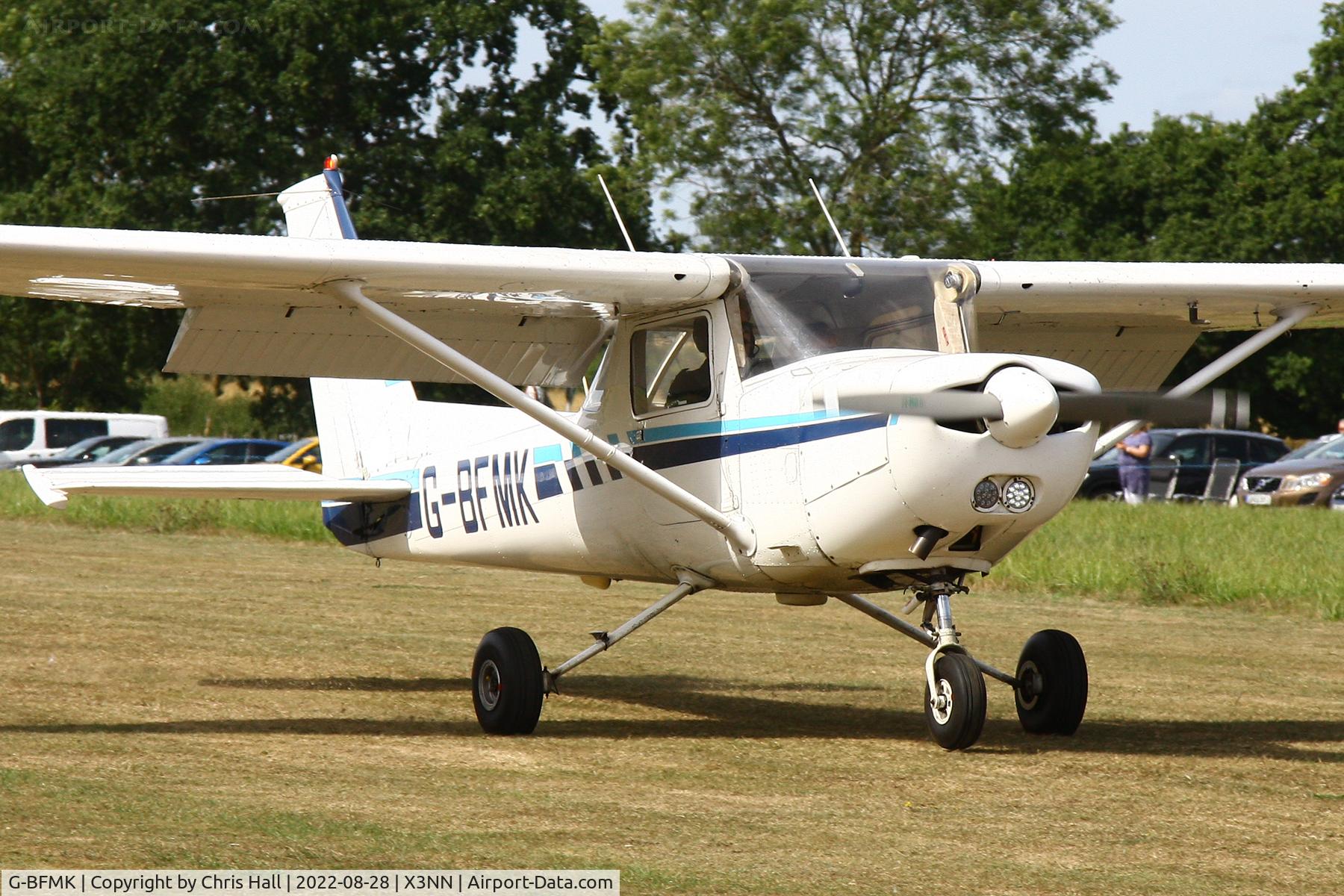 G-BFMK, 1978 Reims FA152 Aerobat C/N 0344, Stoke Golding Stakeout 2022
