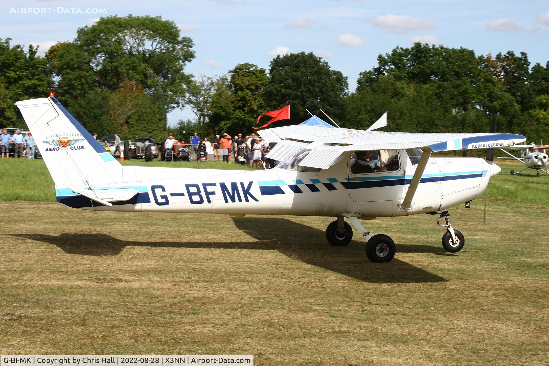 G-BFMK, 1978 Reims FA152 Aerobat C/N 0344, Stoke Golding Stakeout 2022