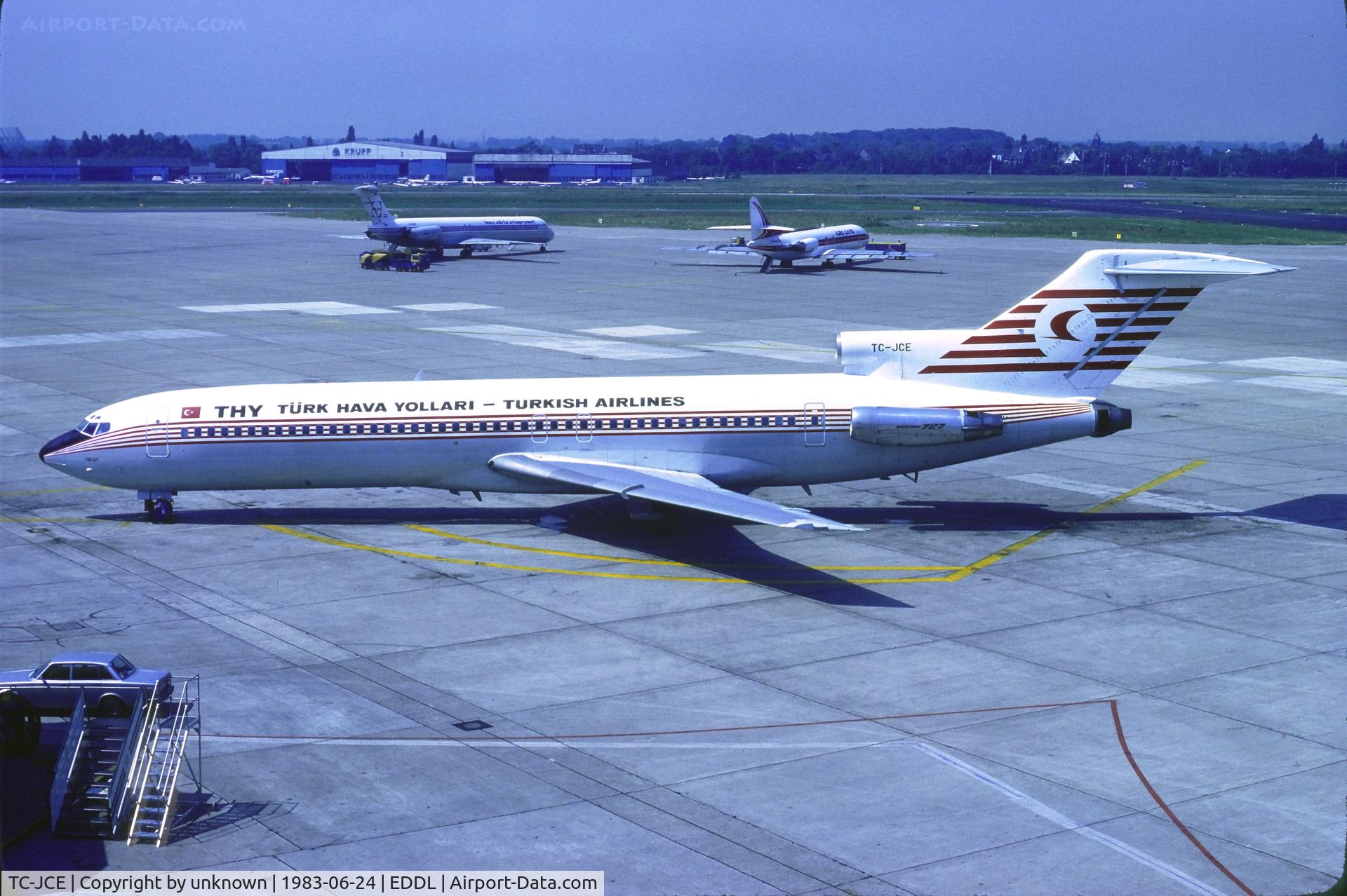 TC-JCE, 1982 Boeing 727-2F2 C/N 22999/1811, Düsseldorf 24.6.1983