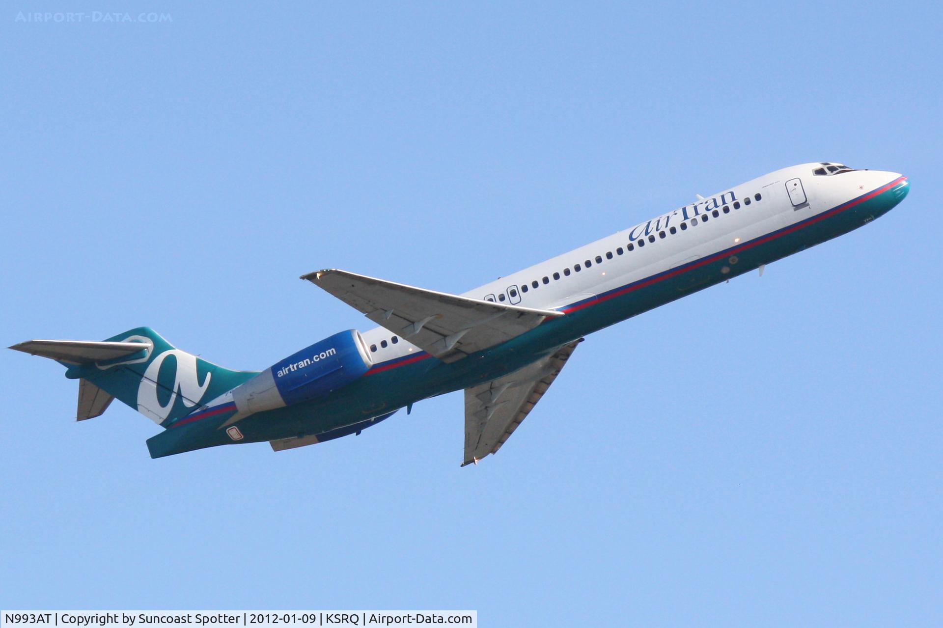 N993AT, 2002 Boeing 717-200 C/N 55137, AirTran Flight 1219 departs Runway 14 at Sarasota-Bradenton International Airport enroute to Chicago/Midway International Airport