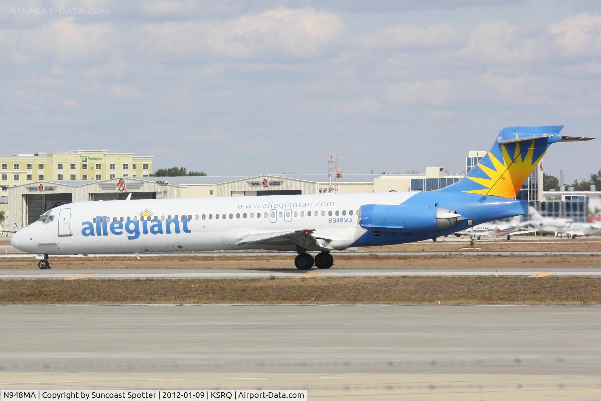 N948MA, 1989 McDonnell Douglas DC-9-87 C/N 49778, Allegiant Flight 7092 arrives on Runway 14 following a flight from Orlando-Sanford International Airport