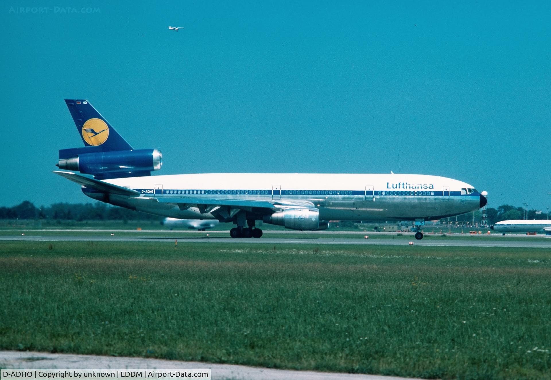 D-ADHO, 1975 McDonnell Douglas DC-10-30 C/N 47927, München 12.7.1977