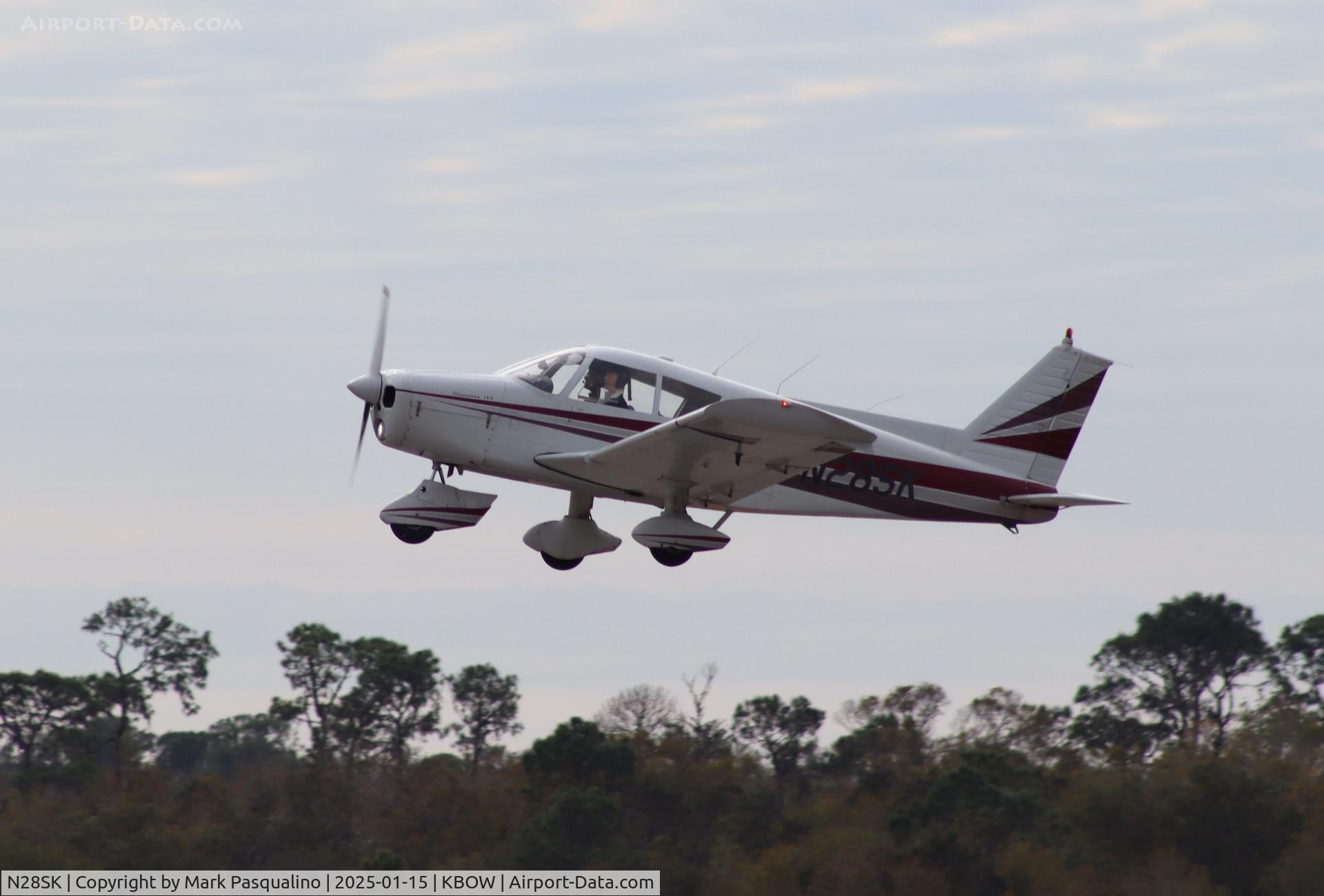 N28SK, 1968 Piper PA-28-140 C/N 28-24940, Piper PA-28-140