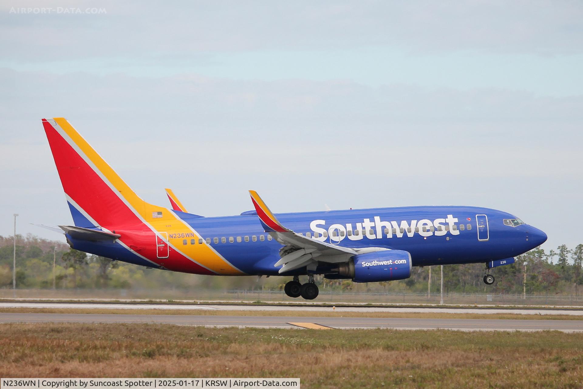 N236WN, 2006 Boeing 737-7H4 C/N 34631, Southwest Flight 3009 arrives on Runway 6 at Southwest Florida International Airport following flight from Hartsfield-Jackson Atlanta International Airport