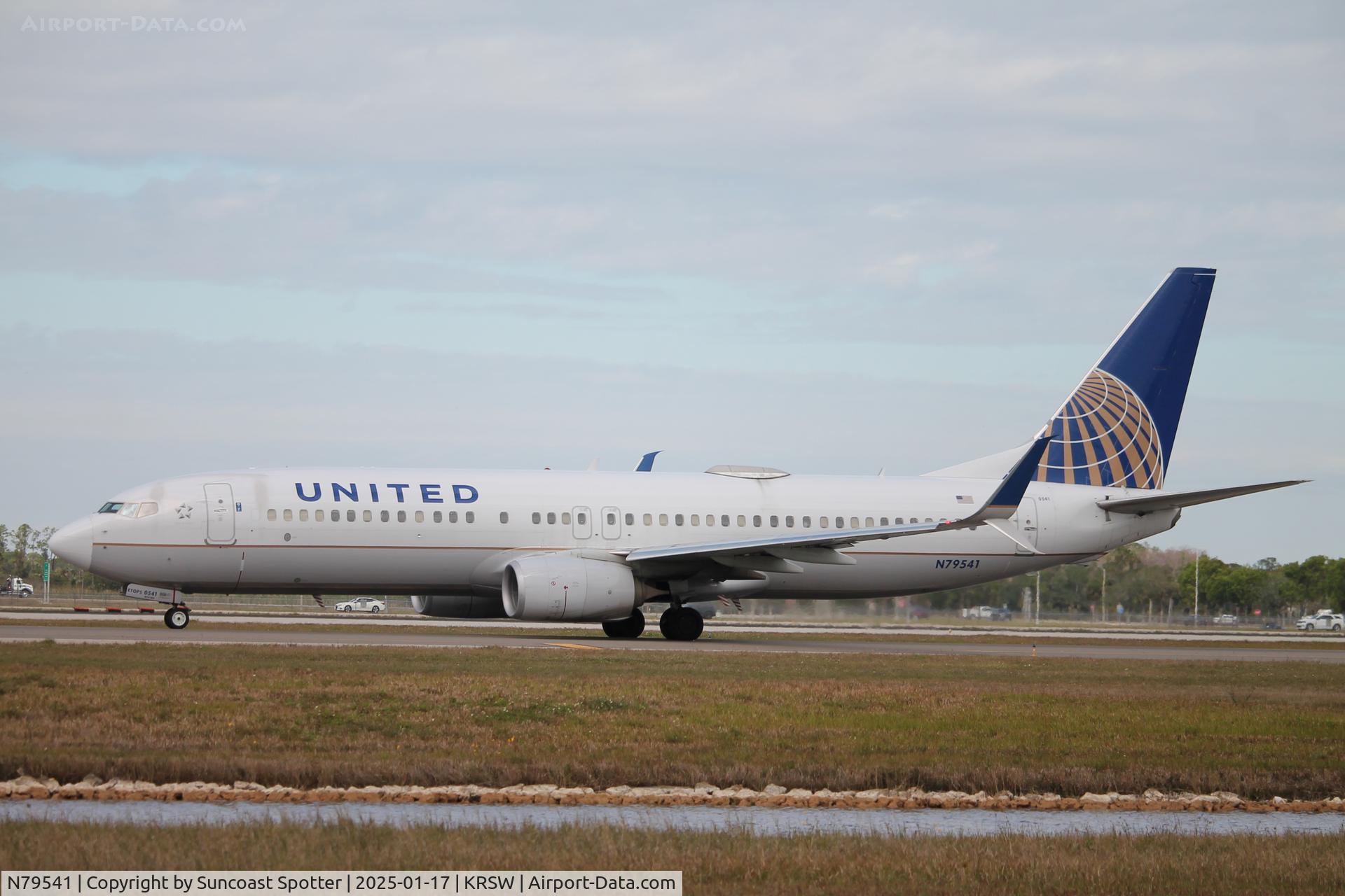 N79541, 2017 Boeing 737-824 C/N 63725, United Flight 2177 taxis at Southwest Florida International Airport prior to flight to Denver International Airport