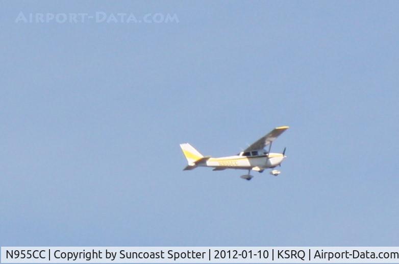 N955CC, 1969 Cessna 172K Skyhawk C/N 17258826, Cessna 955CC departs SRQ