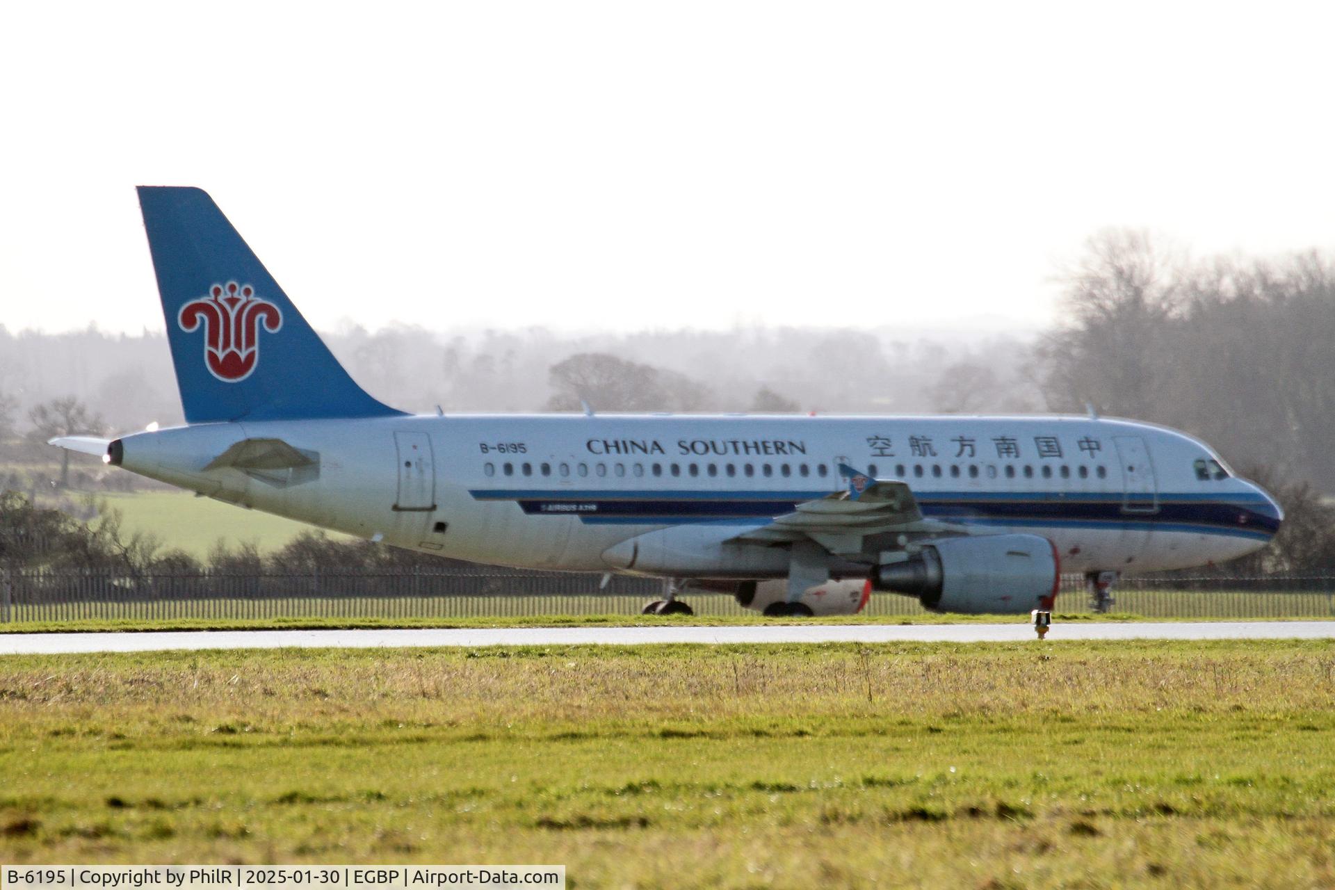 OE-IAZ, 1994 Boeing 737-4Q8  SF C/N 25111, B-6195 2009 Airbus A319-112 China Southern Kemble 