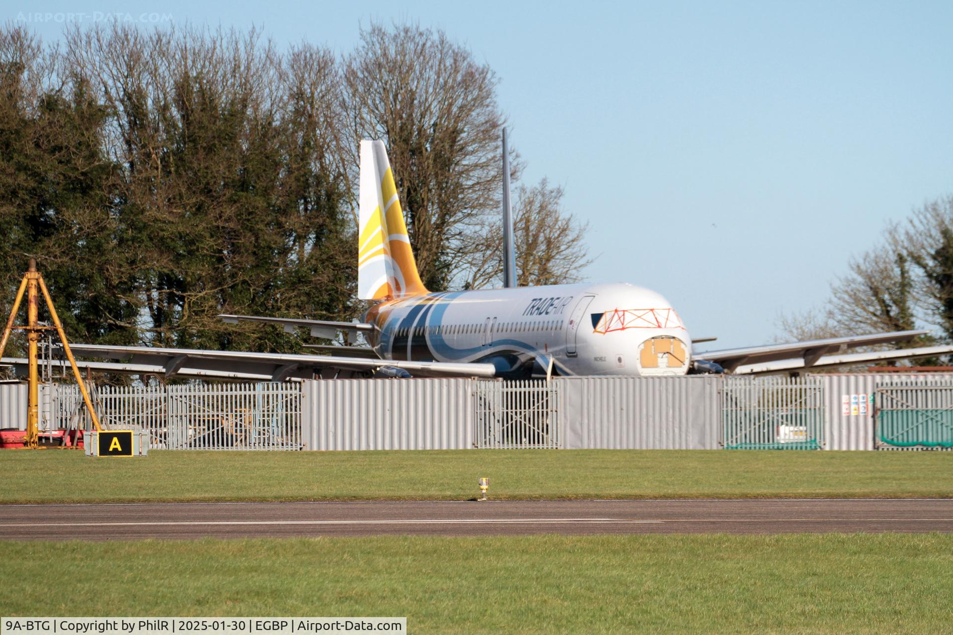 9A-BTG, 1998 Airbus A320-212 C/N 795, 9A-BTG 1998 Airbus A320-232 Trade Air Kemble