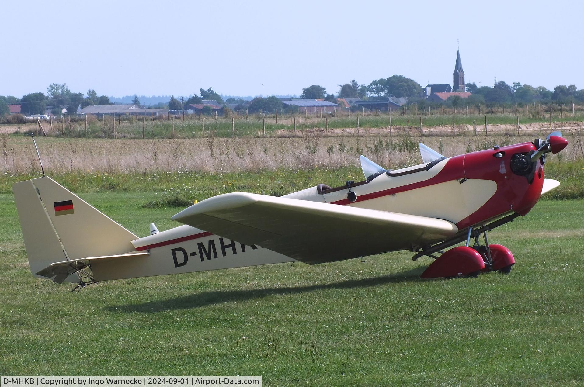 D-MHKB, WDFL Dallach Sunrise IIA C/N 021, Dallach Sunrise IIA at the 2024 Flugplatz-Wiesenfest airfield display at Weilerswist-Müggenhausen ultralight airfield