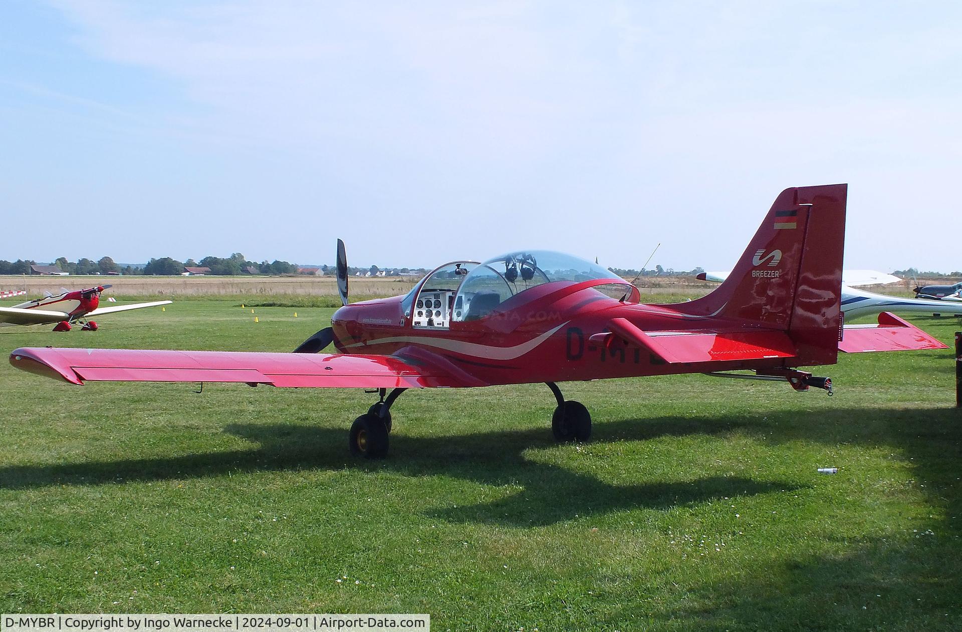 D-MYBR, Aerostyle Breezer B400 C/N UL-80, Aerostyle Breezer B400 at the 2024 Flugplatz-Wiesenfest airfield display at Weilerswist-Müggenhausen ultralight airfield