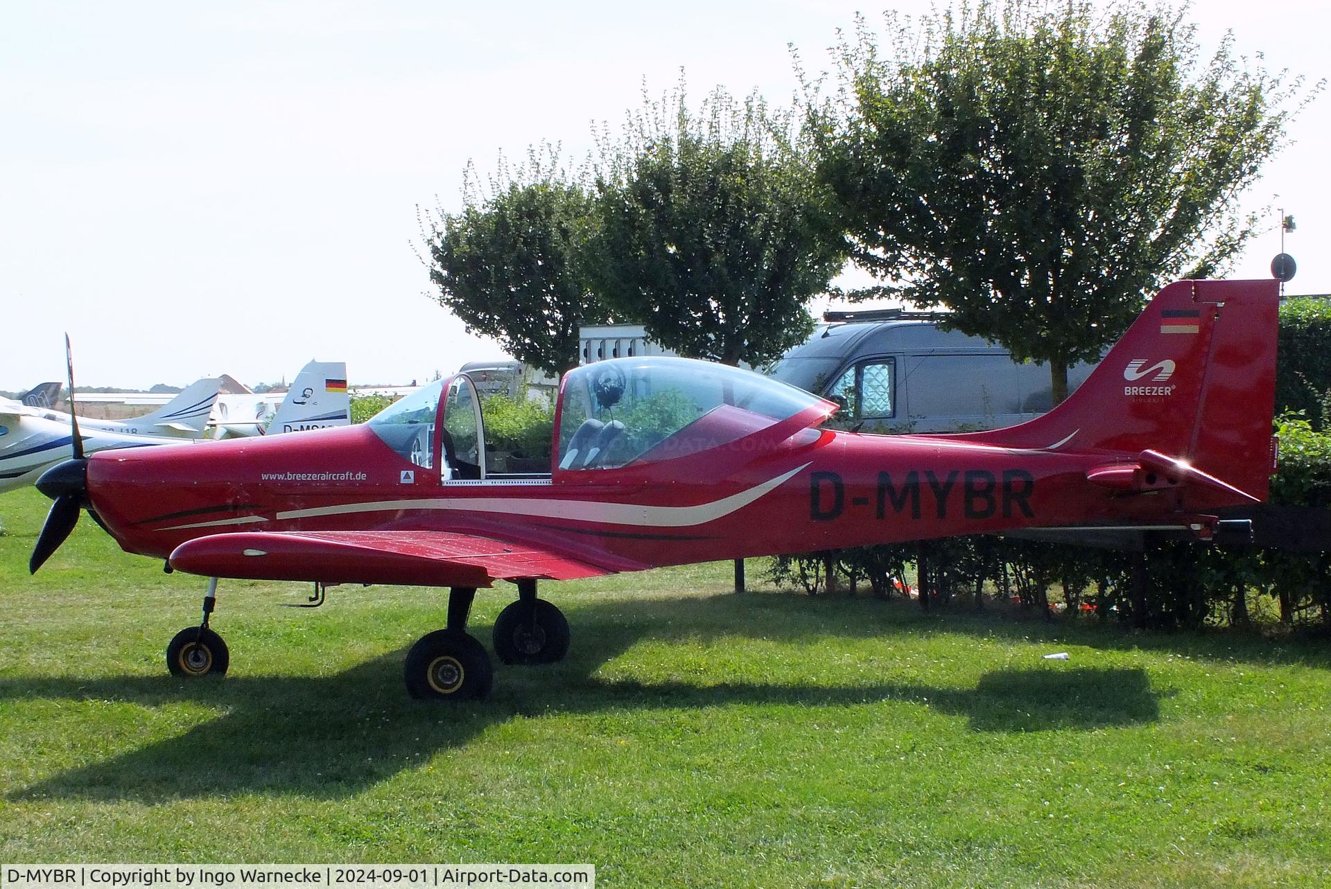 D-MYBR, Aerostyle Breezer B400 C/N UL-80, Aerostyle Breezer B400 at the 2024 Flugplatz-Wiesenfest airfield display at Weilerswist-Müggenhausen ultralight airfield