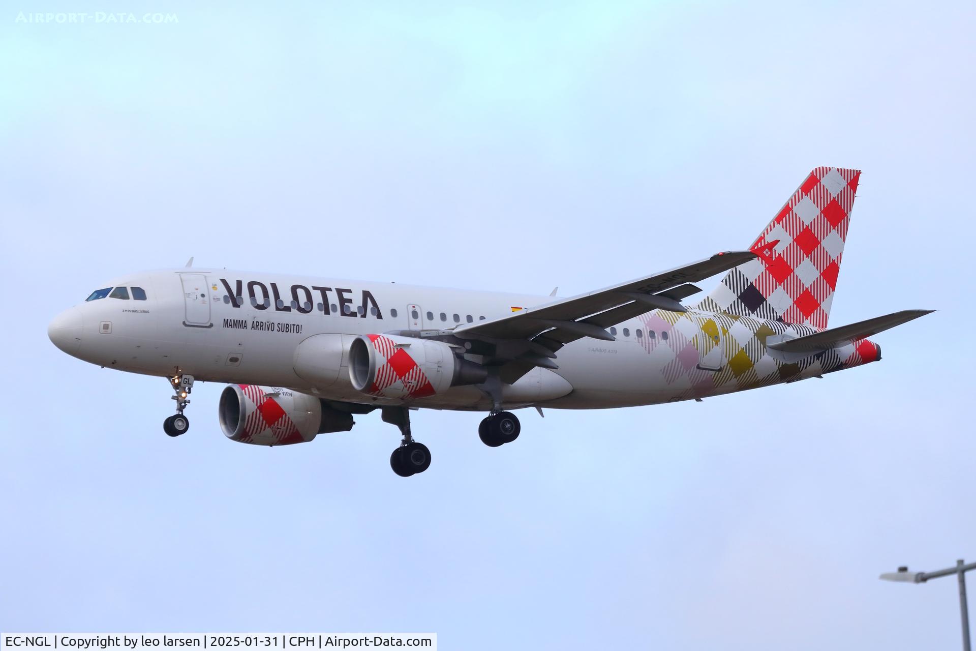 EC-NGL, 2006 Airbus A319-112 C/N 2879, Copenhageb 31.1,2025-