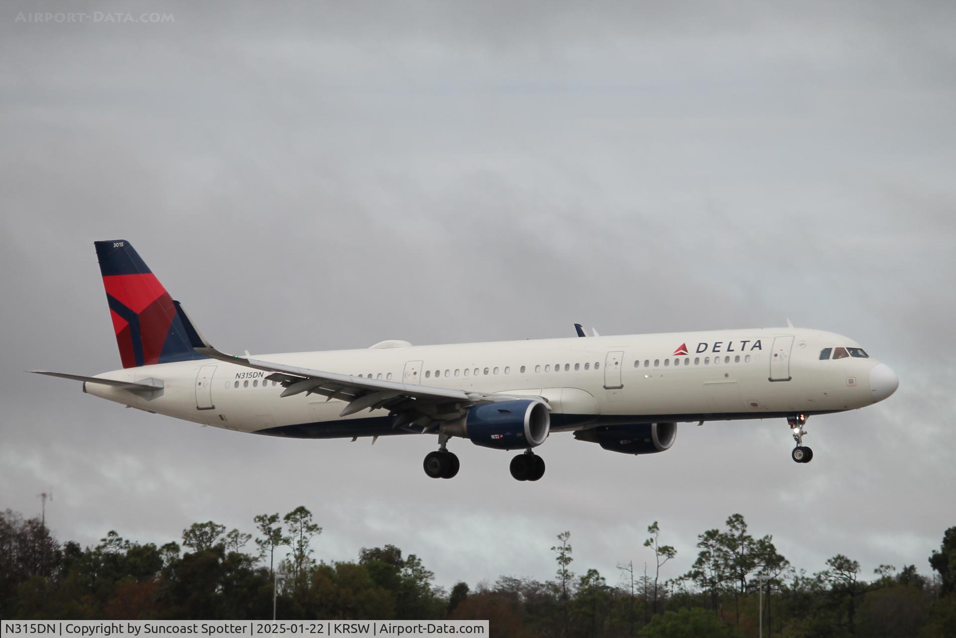 N315DN, 2016 Airbus A321-211 C/N 7436, Delta Flight 1089 arrives on Runway 6 at Southwest Florida International Airport following flight from Hartsfield-Jackson Atlanta International Airport