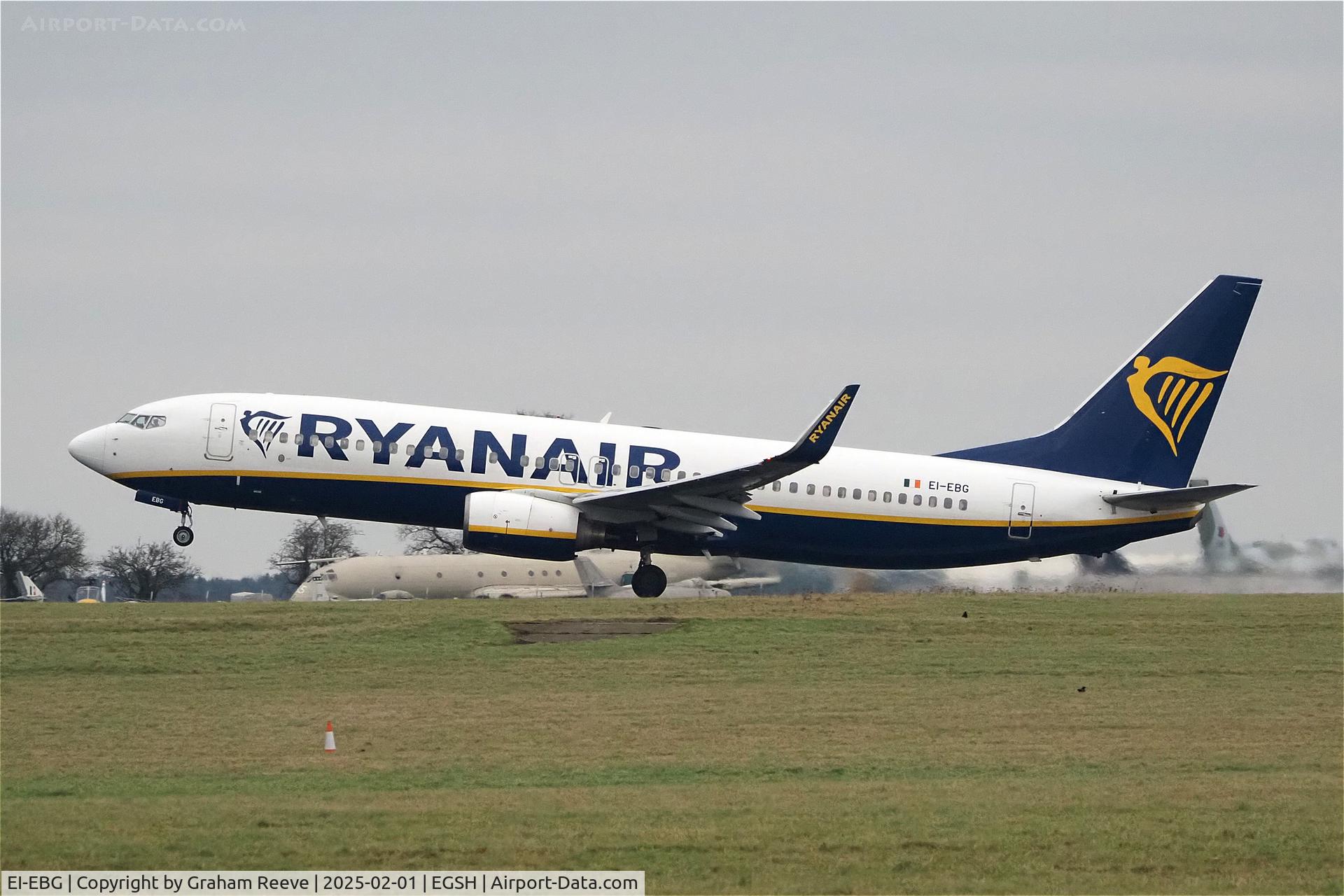 EI-EBG, 2009 Boeing 737-8AS C/N 37525, Departing from Norwich.