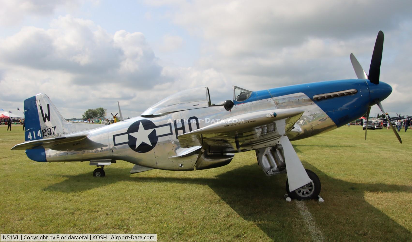 N51VL, 1944 North American F-51D Mustang C/N 122-40196, P-51D Moonbeam McSwine zx 