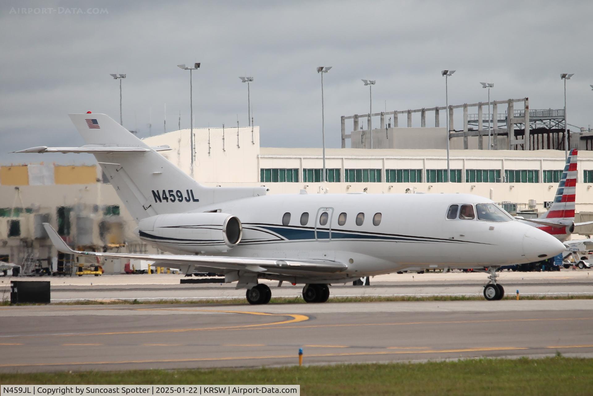 N459JL, 2005 Raytheon Aircraft Company Hawker 850XP C/N 258752, Hawker 459L taxis at Southwest Florida International Airport prior to flight to Witham Field