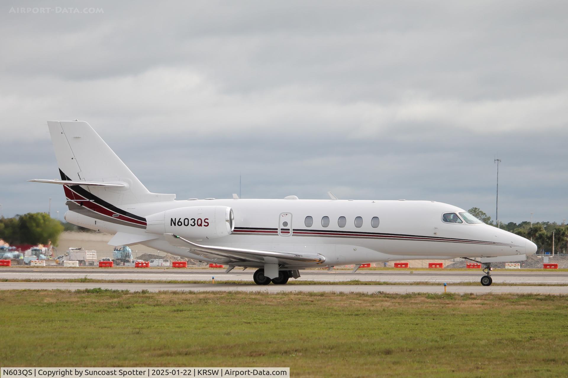 N603QS, 2018 Textron Aviation 680A C/N 680A0159, NetJets Flight 603 taxis at Southwest Florida International Airport prior to flight to Akron-Canton Airport