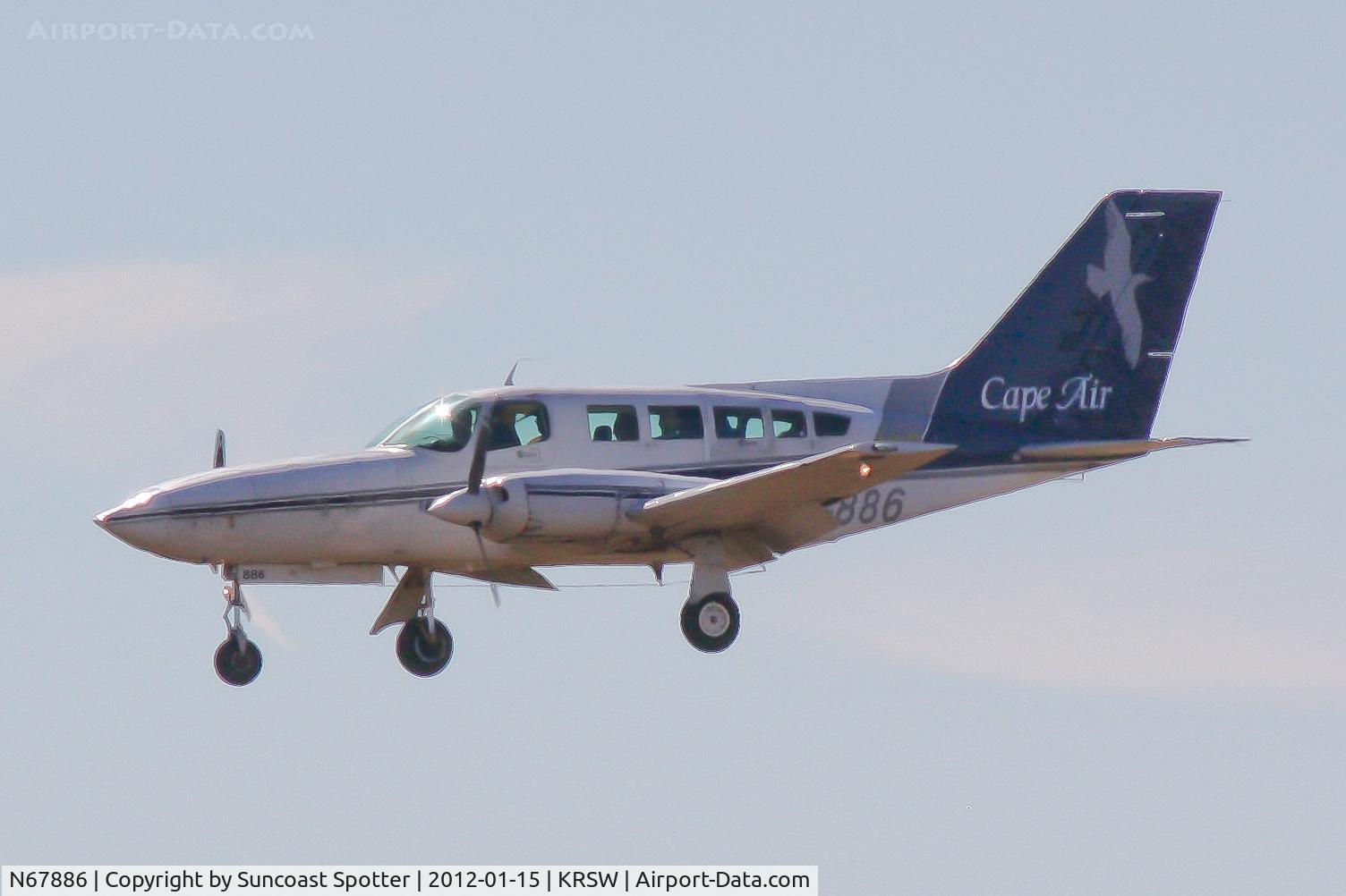 N67886, 1980 Cessna 402C C/N 402C0435, Cape Air Flight 584 on approach to Runway 6 at Southwest Florida International Airport following a flight from Key West International Airport