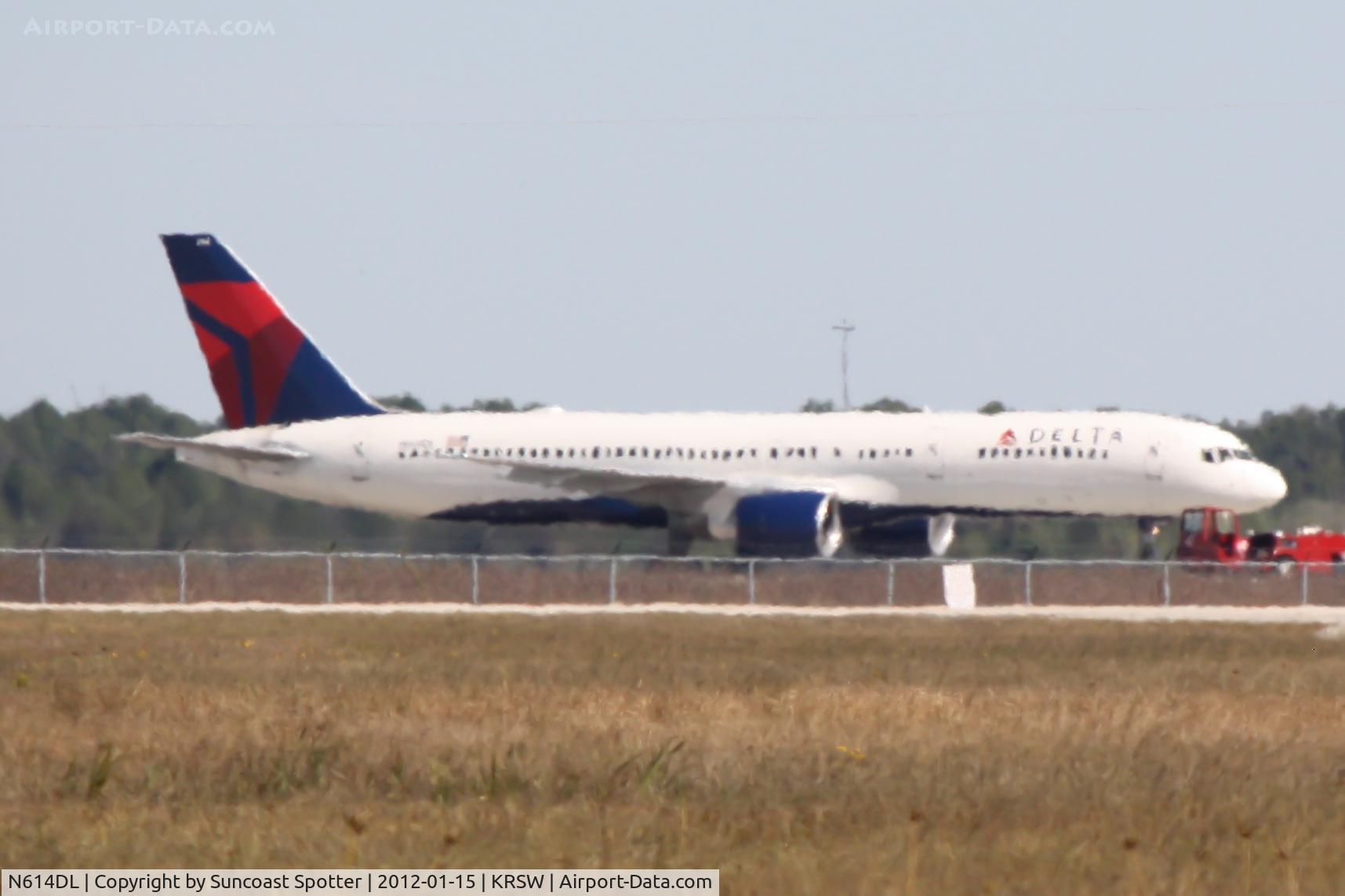 N614DL, 1985 Boeing 757-232 C/N 22821, Delta Flight 1409 arrives at Southwest Florida International Airport following a flight from Detroit Metro Wayne County International Airport