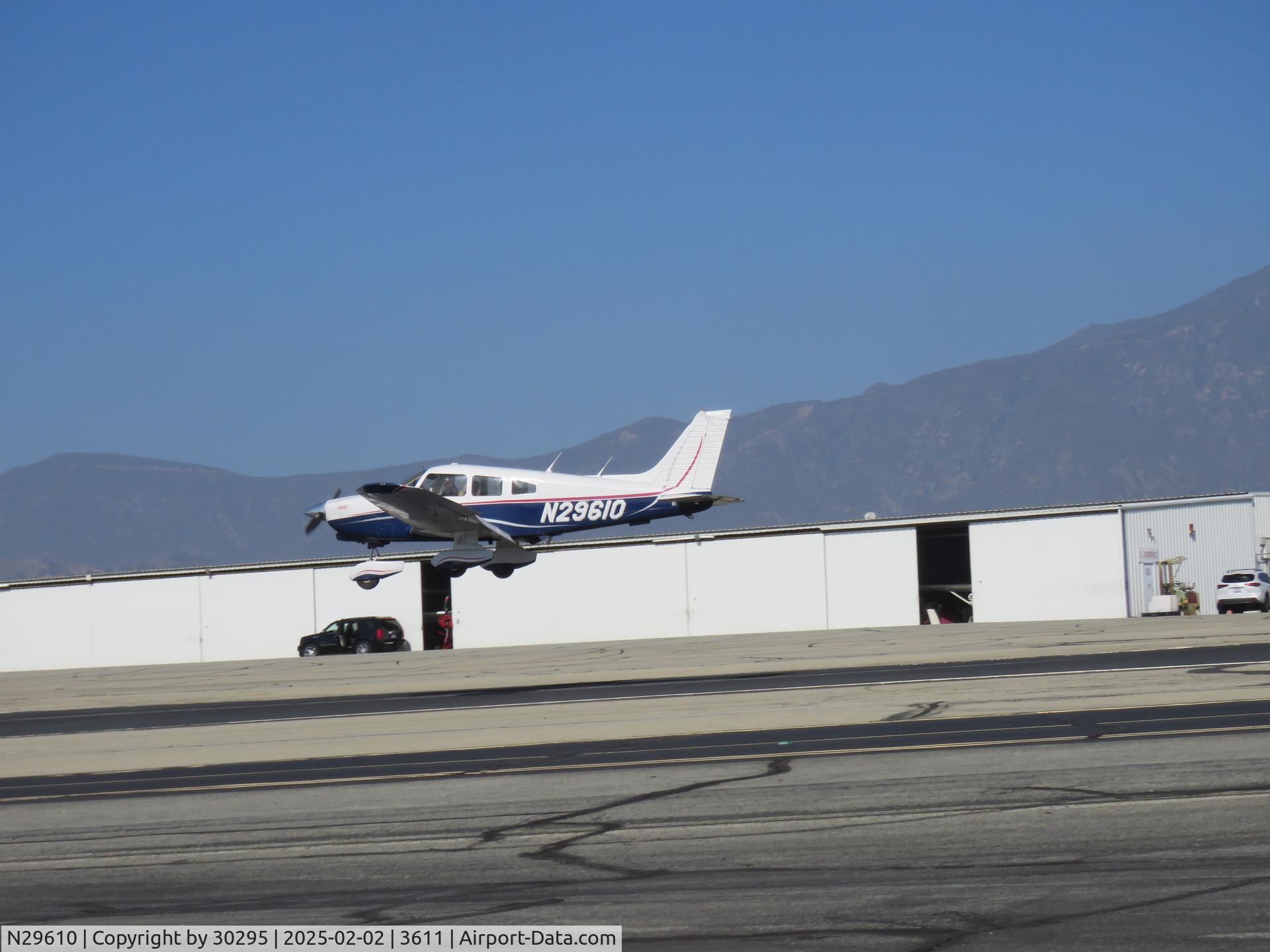 N29610, 1979 Piper PA-28-236 Dakota C/N 28-7911183, Landing