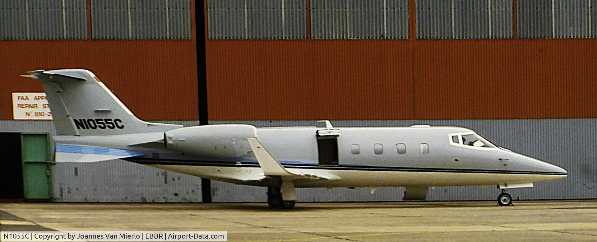 N1055C, 1987 Learjet 55C C/N 135, ex-slide