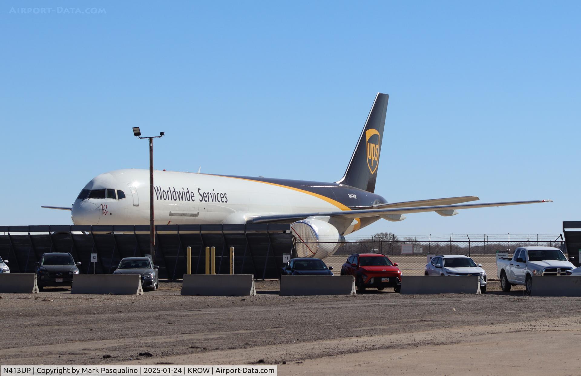 N413UP, 1988 Boeing 757-24APF C/N 23853, Boeing 757-24APF