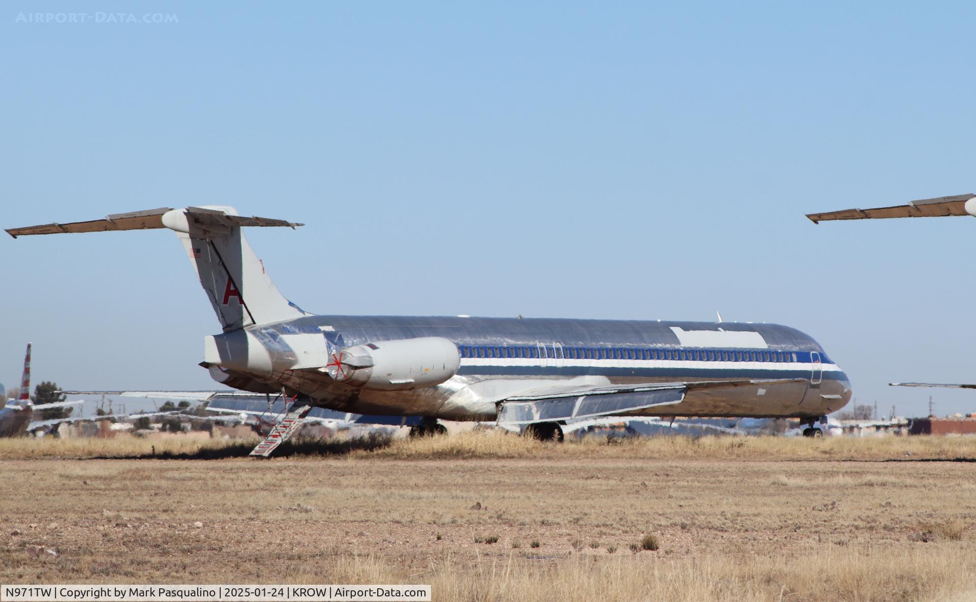 N971TW, 1999 McDonnell Douglas MD-83 (DC-9-83) C/N 53621, McDonnell Douglas MD-83