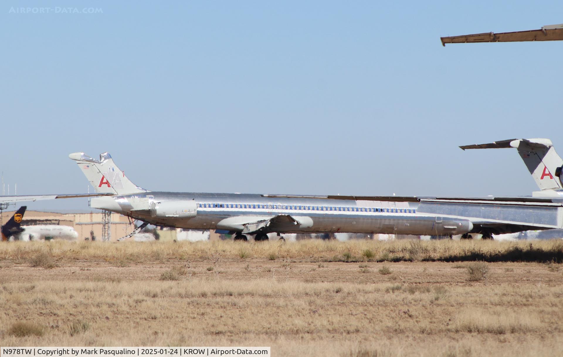 N978TW, 1999 McDonnell Douglas MD-83 (DC-9-83) C/N 53628, McDonnell Douglas MD-83