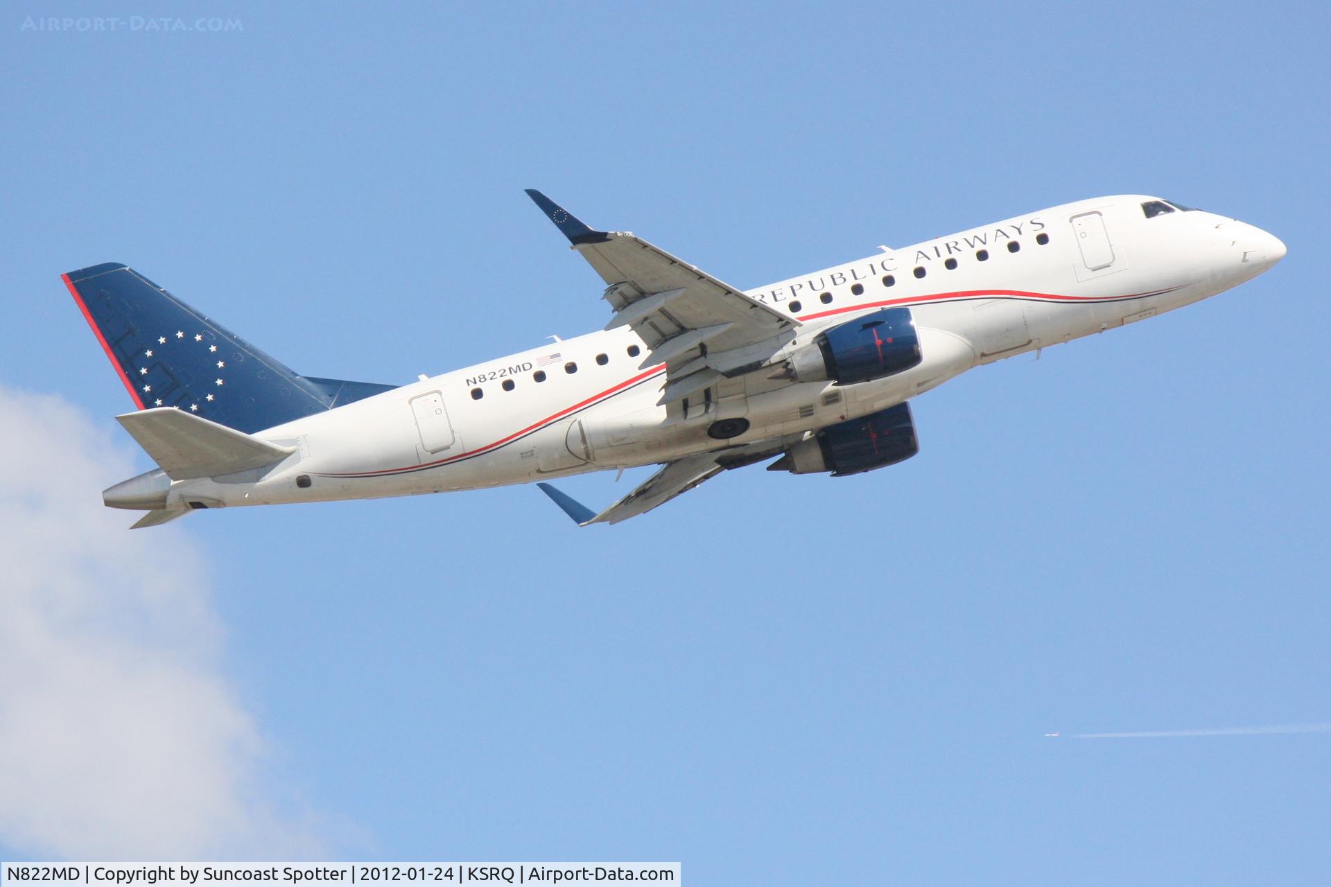 N822MD, 2004 Embraer 170SU (ERJ-170-100SU) C/N 17000043, Republic Airlines/US Airways Express Flight 3330 departs Runway 14 at Sarasota-Bradenton International Airport enroute to Reagan National Airport
