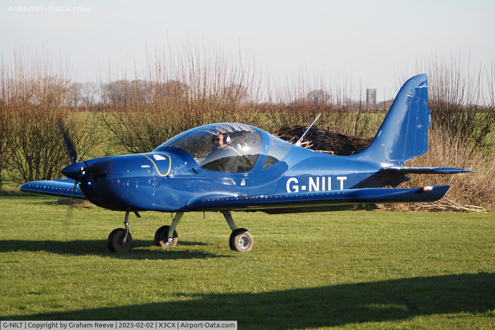 G-NILT, 2014 Evektor EV-97 Eurostar C/N 2014-4202, Departing from Northrepps.
