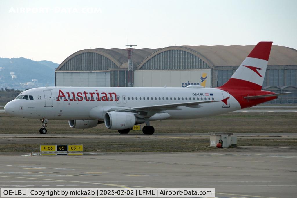 OE-LBL, 2003 Airbus A320-214 C/N 2009, Taxiing