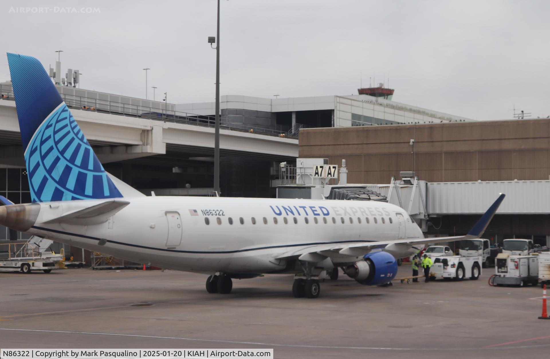 N86322, 2015 Embraer 175LR (ERJ-170-200LR) C/N 17000465, ERJ-170-200LR