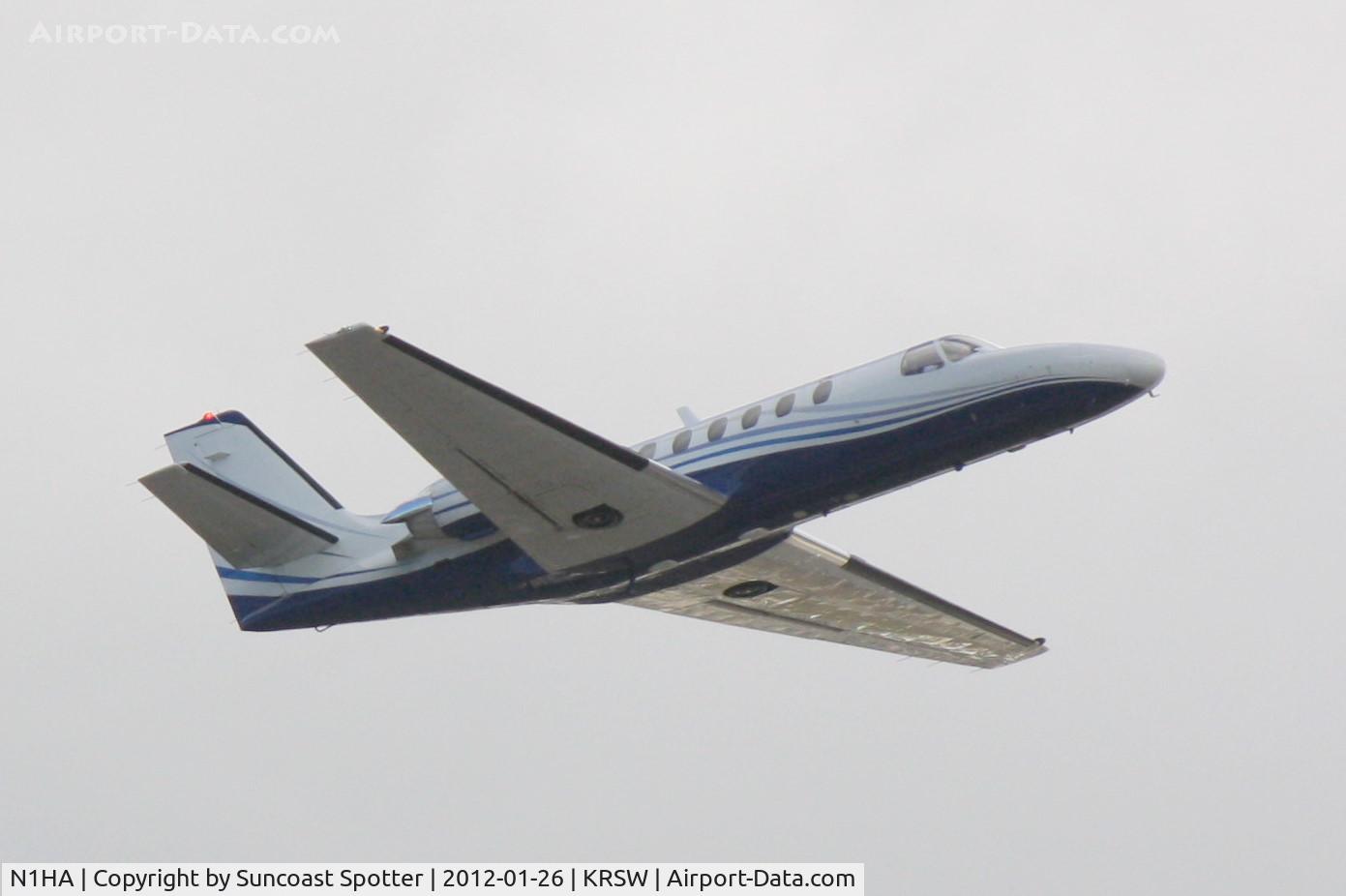 N1HA, 1979 Cessna 501 Citation I/SP C/N 551-0021, N1HA departs SRQ