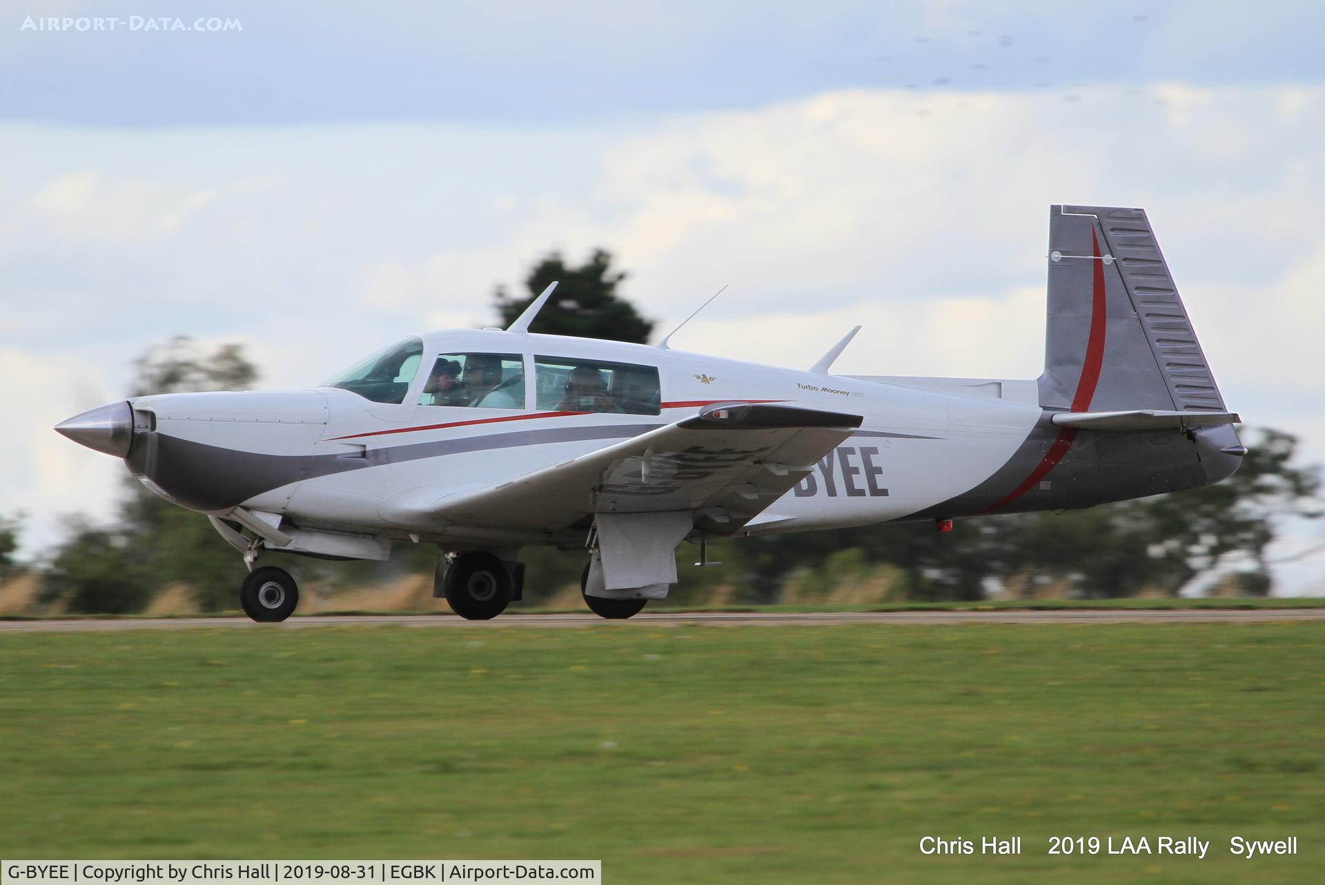 G-BYEE, 1980 Mooney M20K C/N 25-0282, 2019 LAA Rally, Sywell
