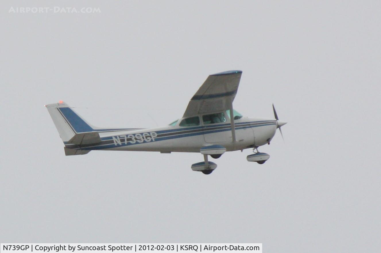 N739GP, 1978 Cessna 172N C/N 17270534, N739GP departs Sarasota-Bradenton International Airport