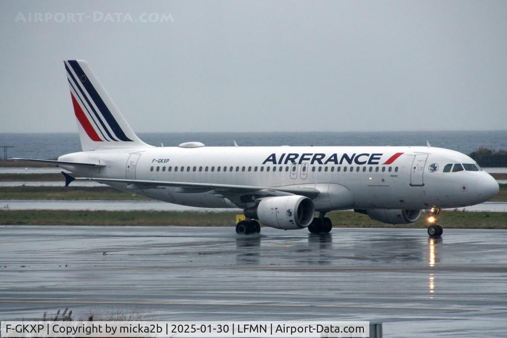 F-GKXP, 2008 Airbus A320-214 C/N 3470, Taxiing