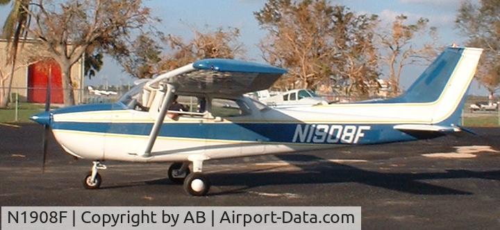 N1908F, 1973 Cessna 172M C/N 17256493, 1908F at FXE