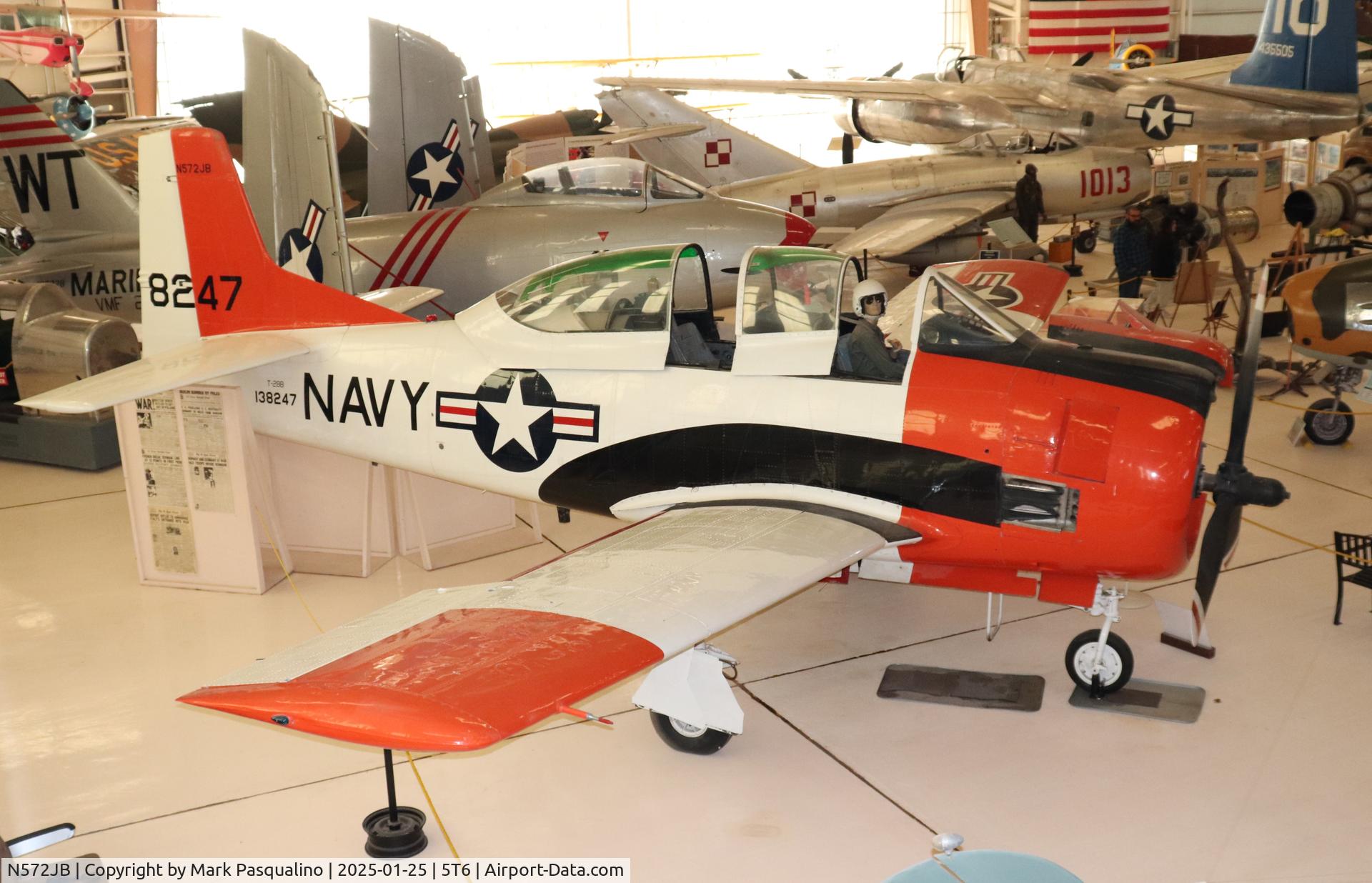 N572JB, North American T-28B C/N 138247, North American T-28B