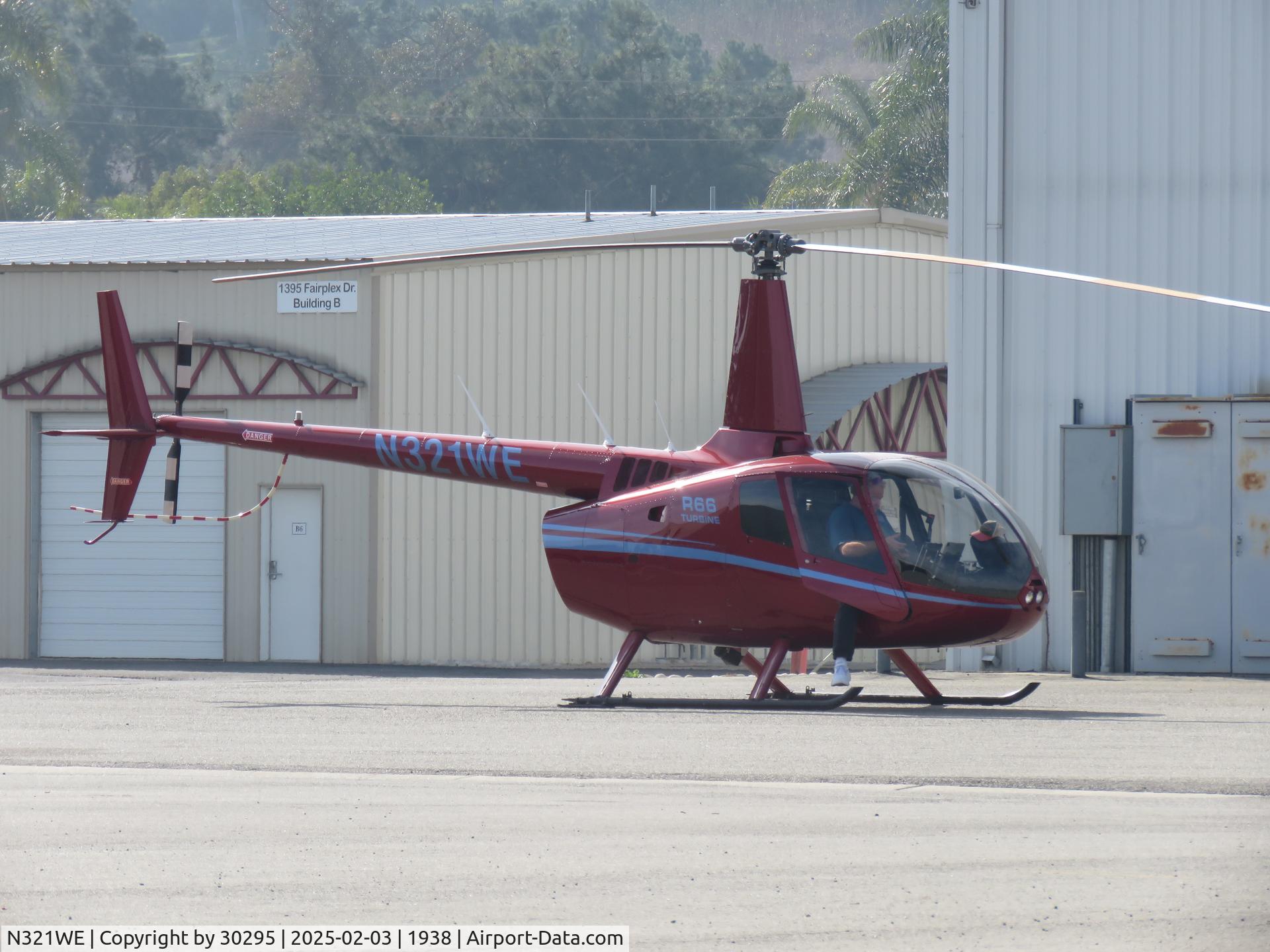N321WE, 2012 Robinson Helicopter Comp. R66 C/N 0177, Getting ready to go
