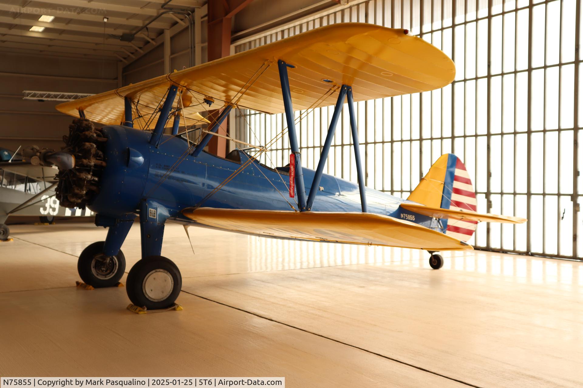 N75855, 1943 Boeing E75 C/N 75-5413, Stearman