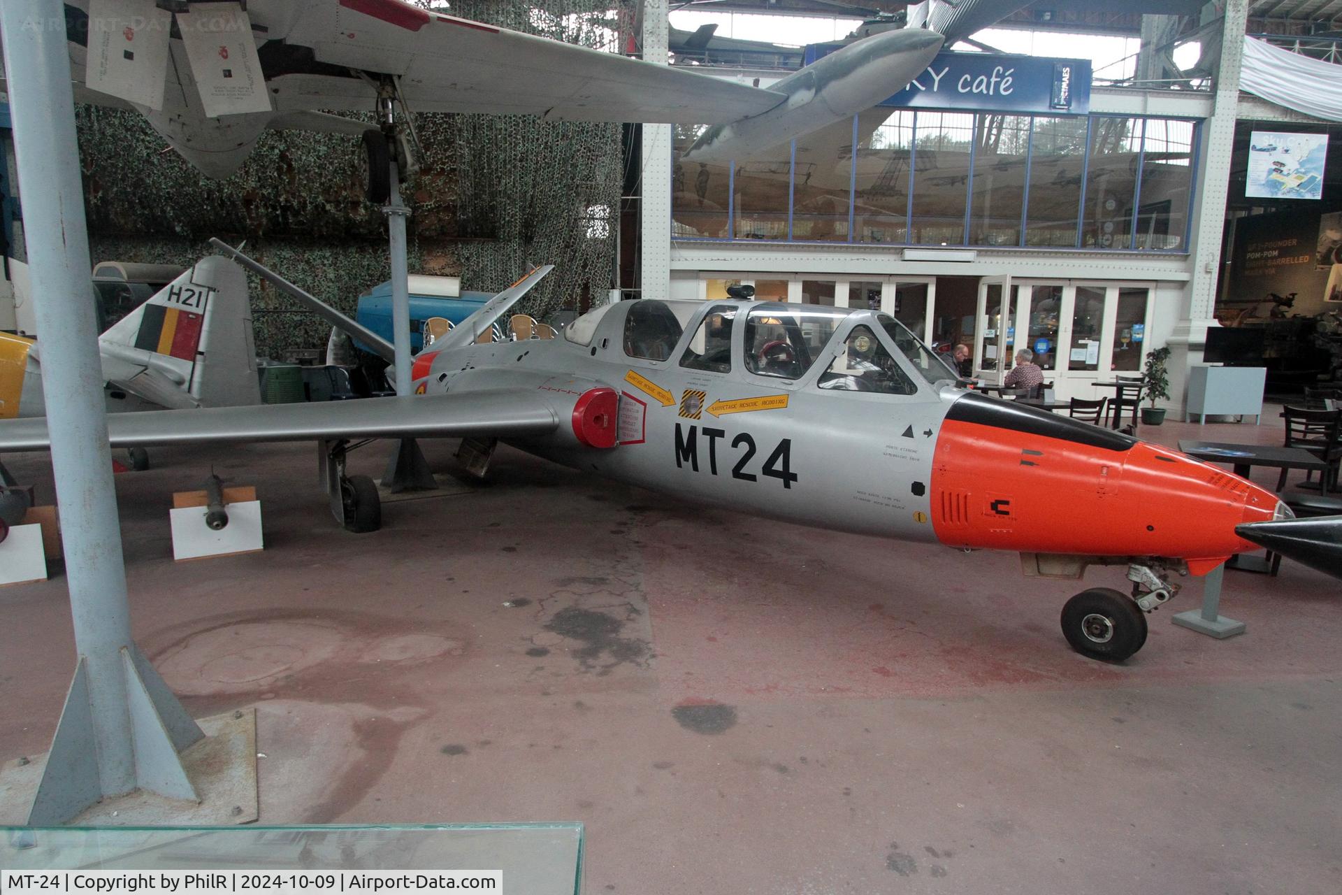 MT-24, Fouga CM-170R Magister C/N 281, MT-24 1960 Potez-Fouga CM-170R Magister Musée de l'Air de Bruxelles