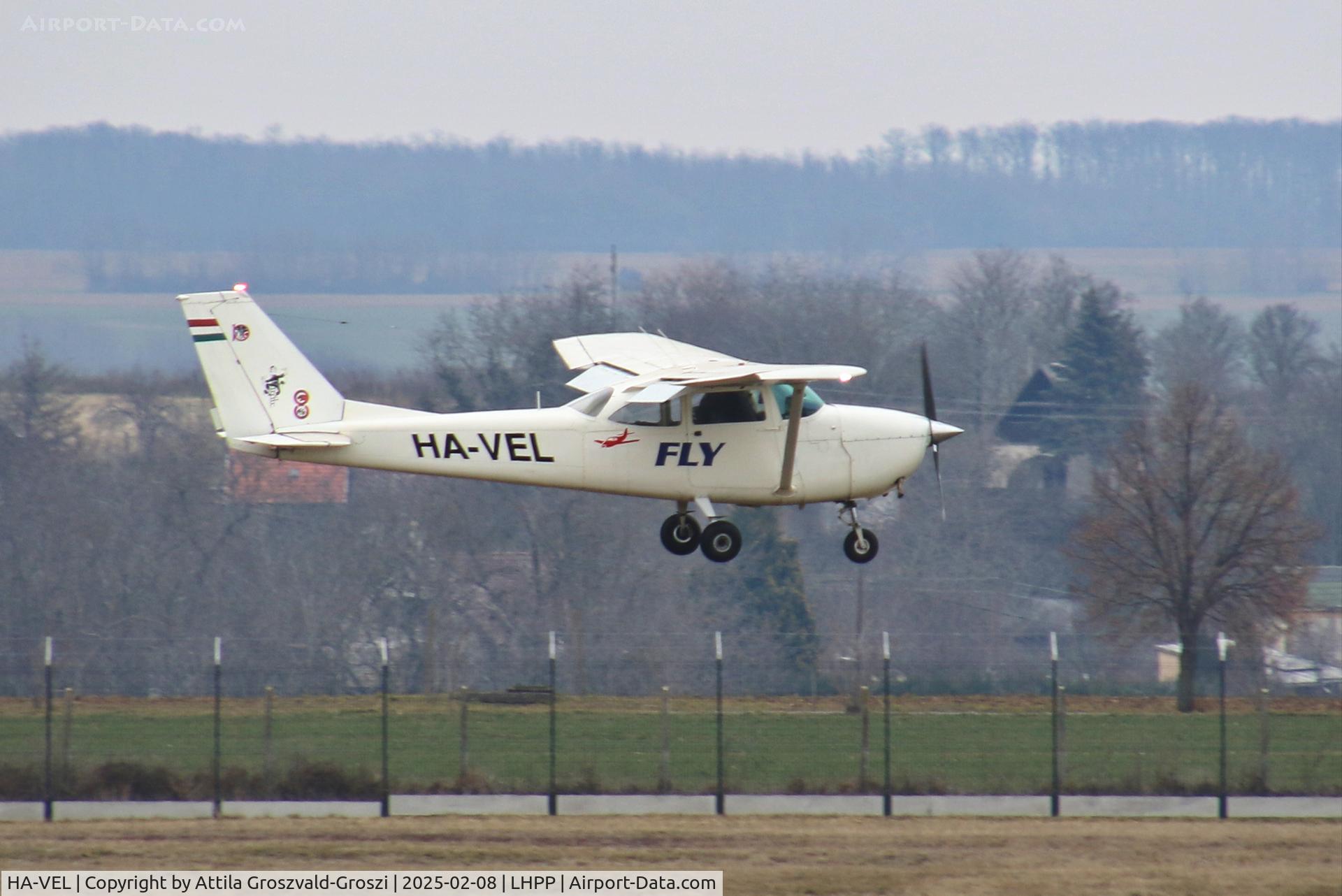 HA-VEL, 1969 Reims F172H Skyhawk C/N 0534, LHPP - Pécs-Pogány Airport, Hungary
